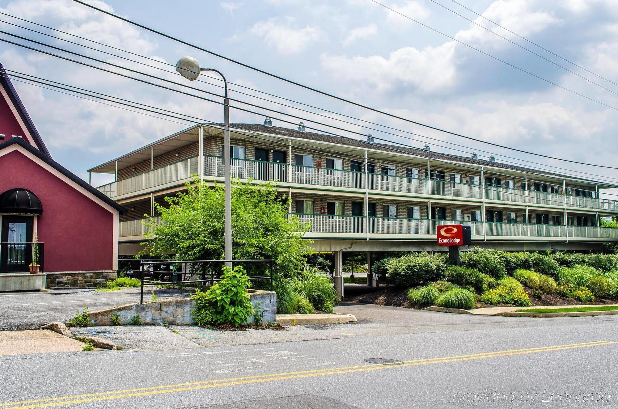 Escape Inn Hershey Exteriör bild